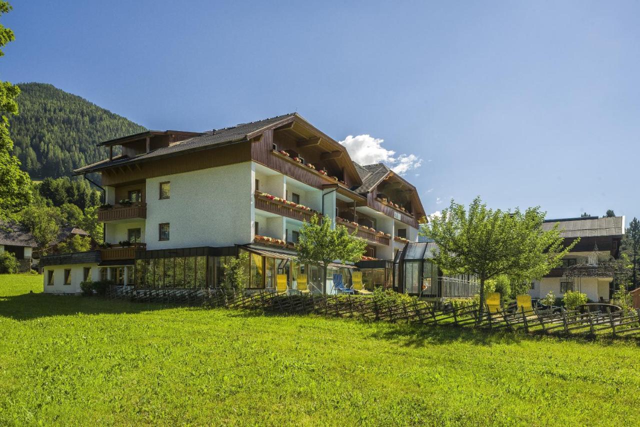 Genusshotel Almrausch Bad Kleinkirchheim Exterior photo